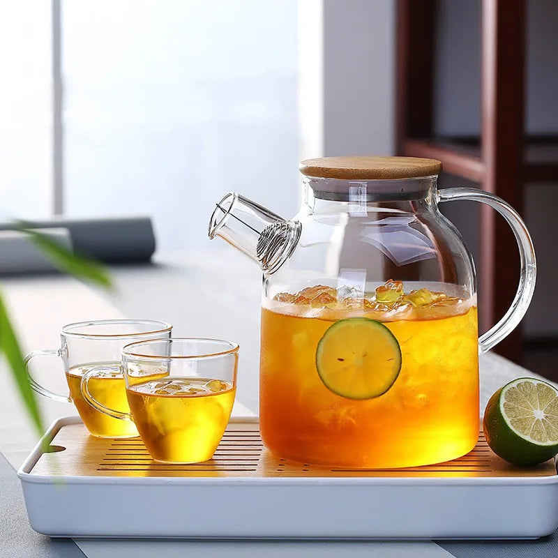 Beloryva Glass Teapot with Wooden Lid — product view 2