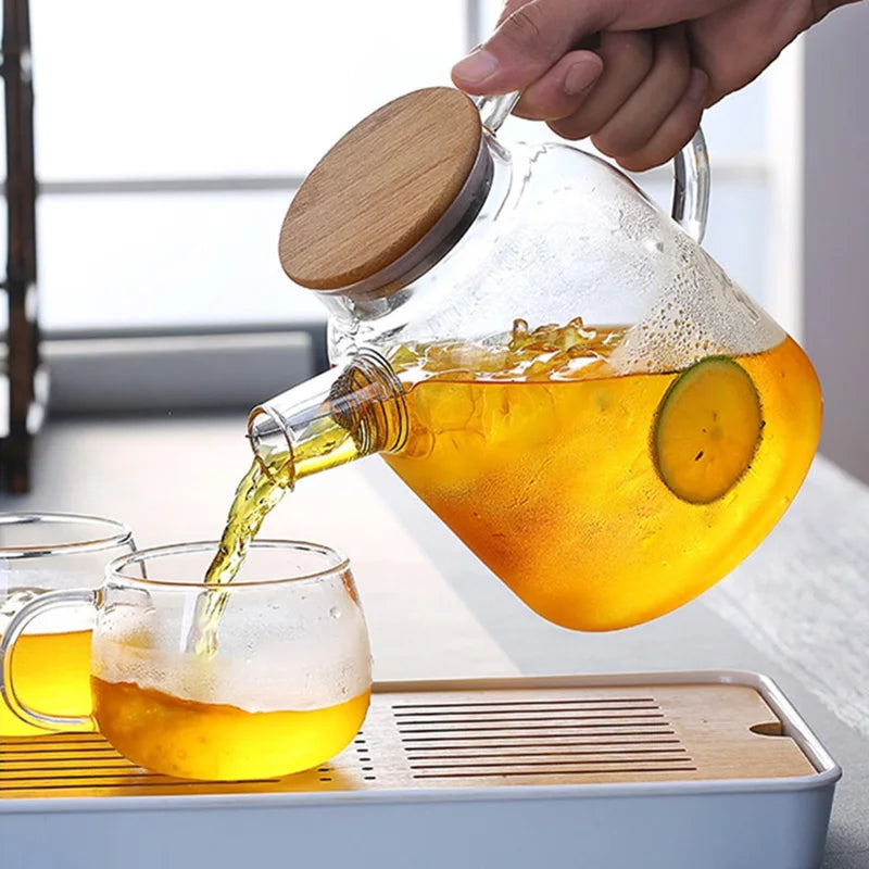 Beloryva Glass Teapot with Wooden Lid — product view 3