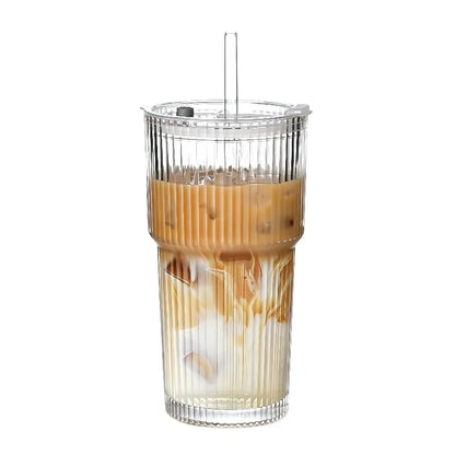 Ribbed glass drinking cup with lid and straw — 600 mL