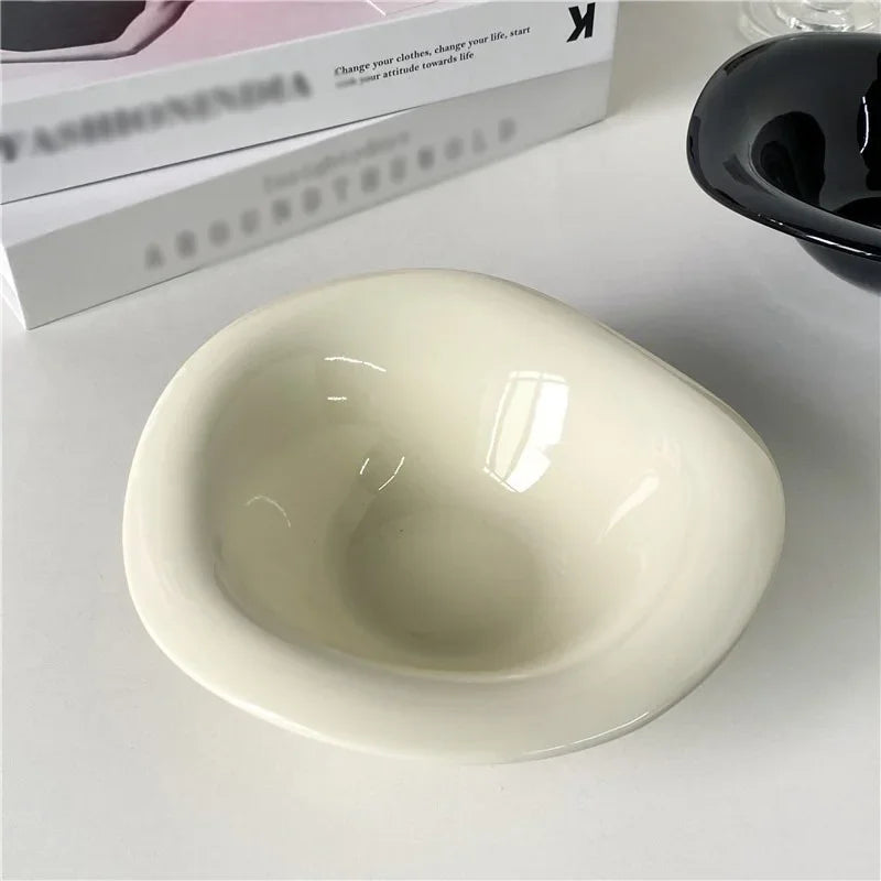 Beloryva Wavy Ceramic Serving Bowl — product view 4
